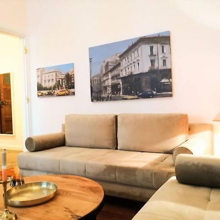 Elegant Apartment In Syntagma Square Atenas Exterior foto
