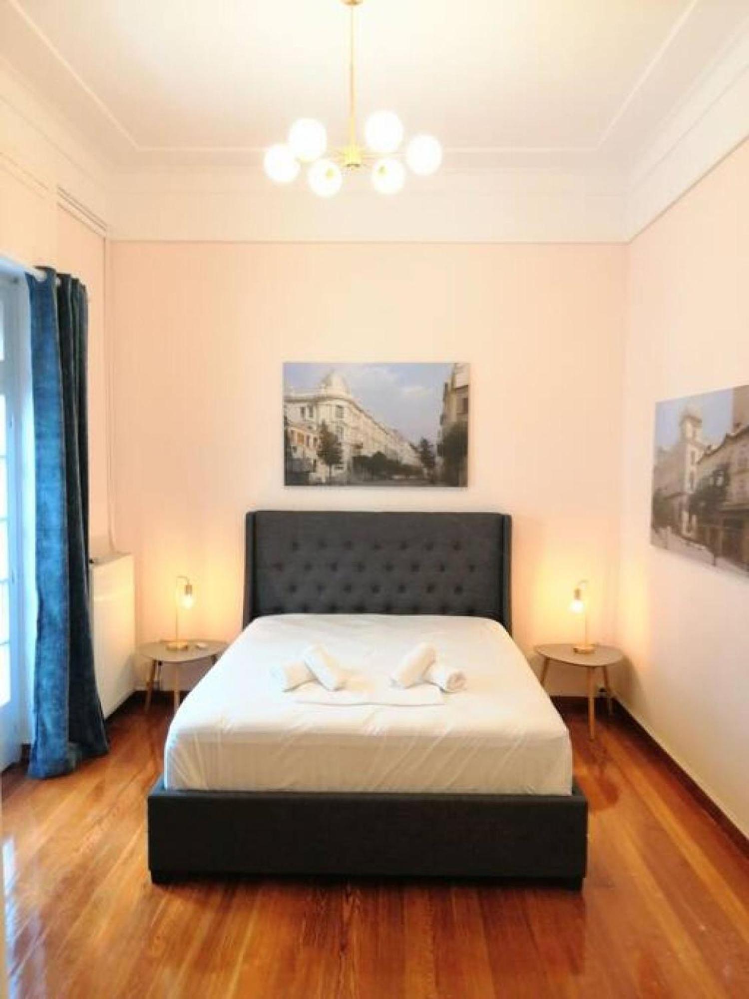 Elegant Apartment In Syntagma Square Atenas Exterior foto