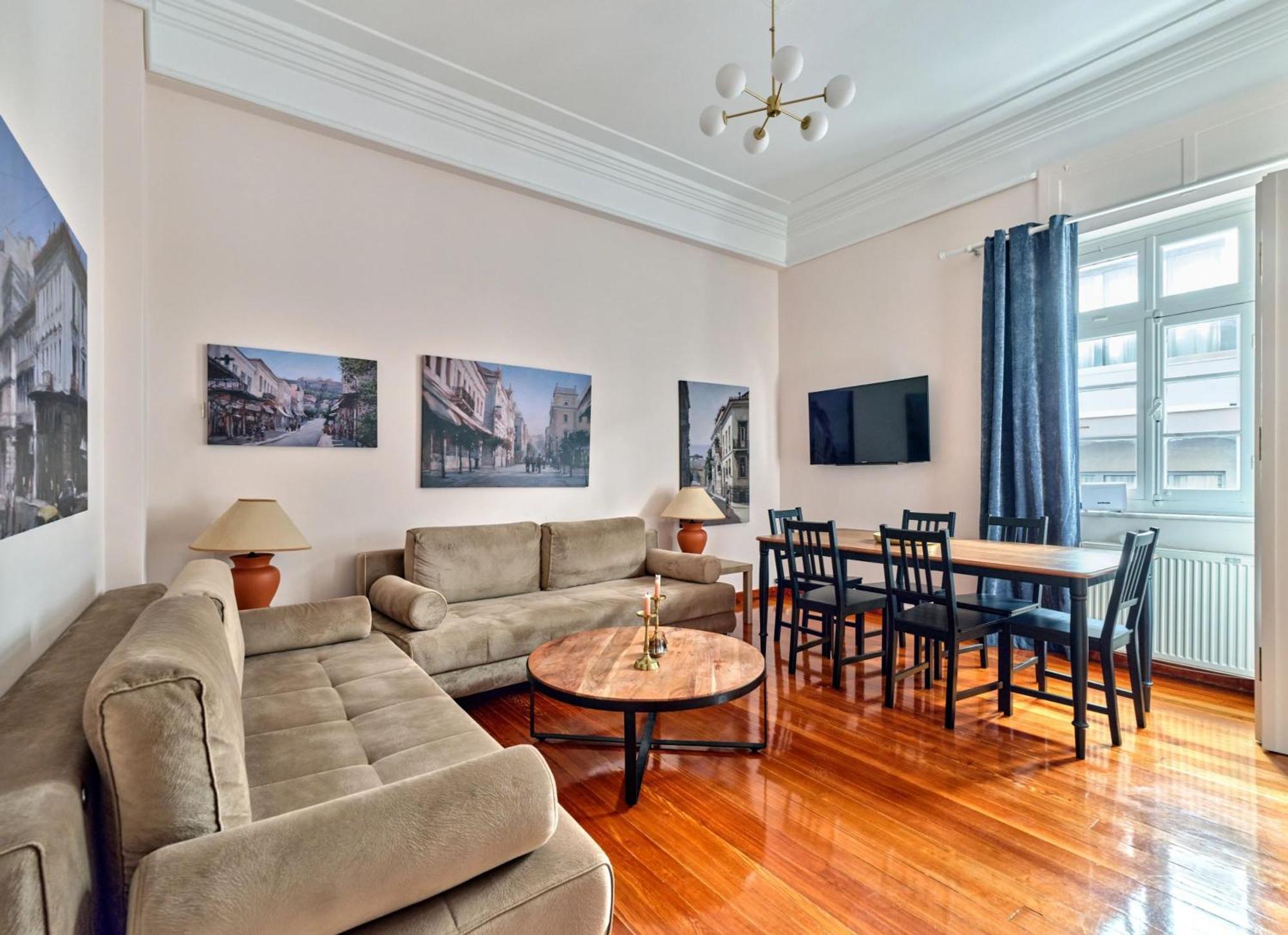 Elegant Apartment In Syntagma Square Atenas Exterior foto